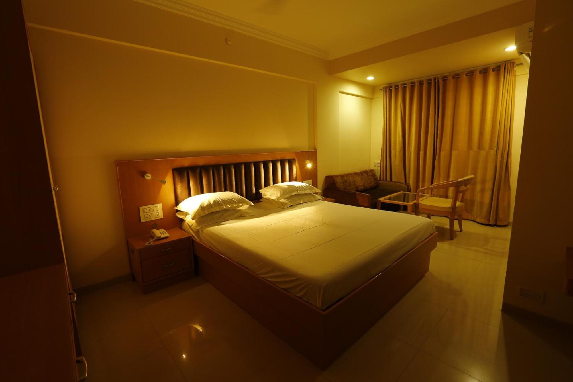 Hotel Ravikiran Alibaug Alībāg Eksteriør bilde